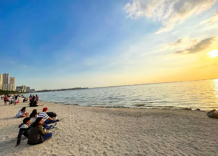 Elegant 2br Bay Sunset Near Us Embassy Manille
