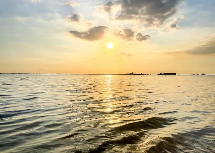 Elegant 2br Bay Sunset Near Us Embassy Appartement Manille